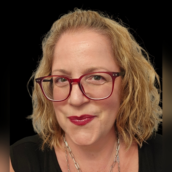 j_dcollectibles is LIVE NOW  🚨 Jewelry, Accessories & More!! - Picture 2 of 3